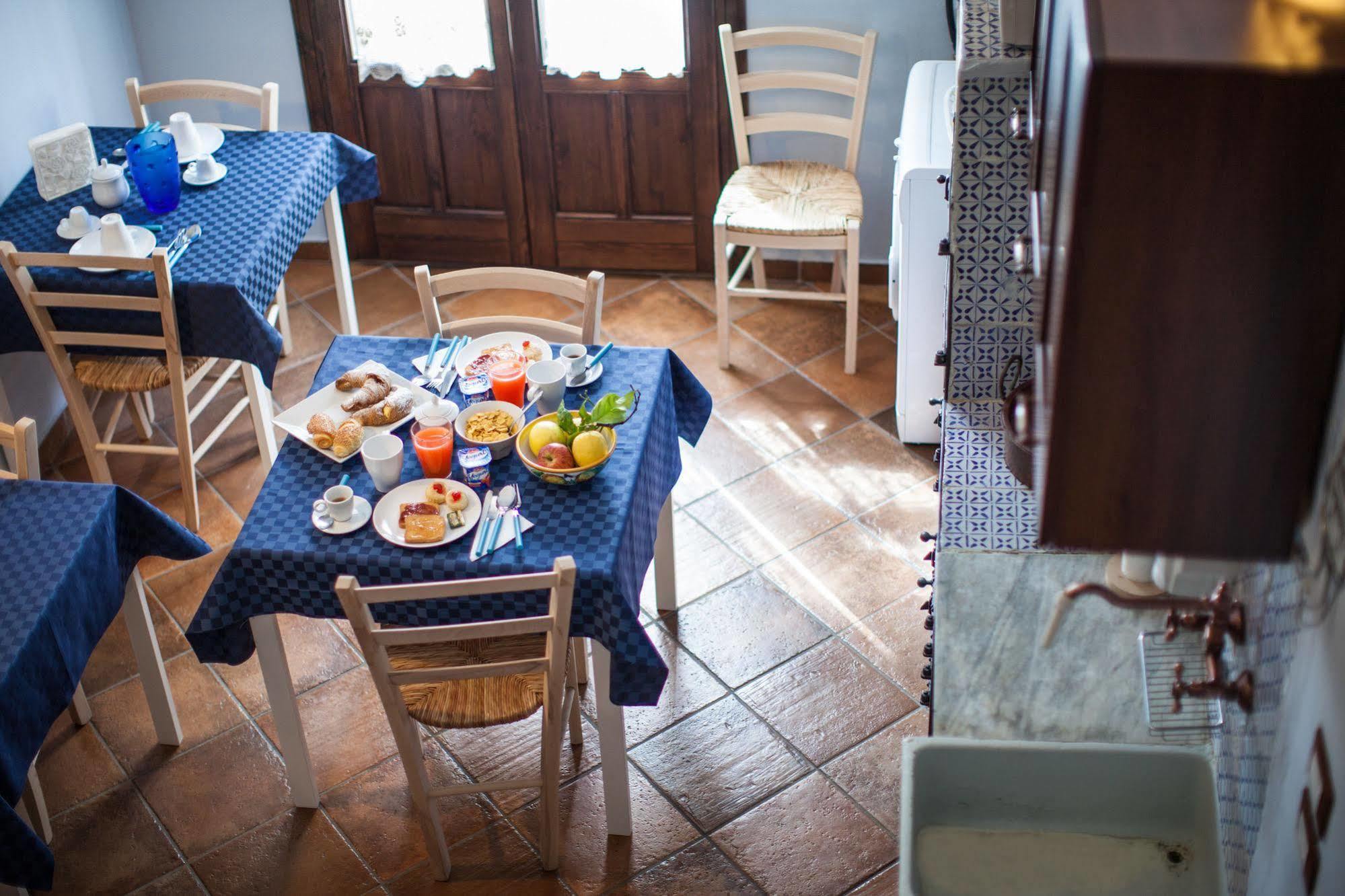 B&B Cinisi Vacanze Exterior foto